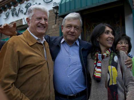 Tlaxcaltecas rechazan a pareja monárquica
