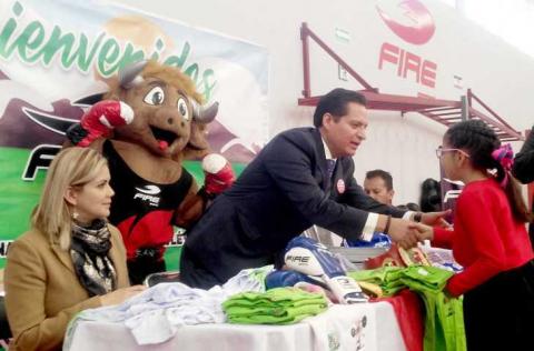 Premia Luis Antonio Herrera a deportistas tlaxcaltecas imagen 1