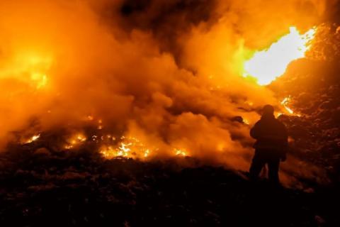 Atienden áreas del ayuntamiento de Huamantla incendio en el relleno sanitario de Benito Juárez imagen 1