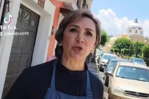 Abuso o influyentismo: madre de diputada Aurora se adueña de la vía pública en Tlaxcala