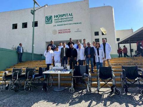 Gestión con sentido humano, presidente de Apizaquito responden con entrega de equipo médico imagen 1
