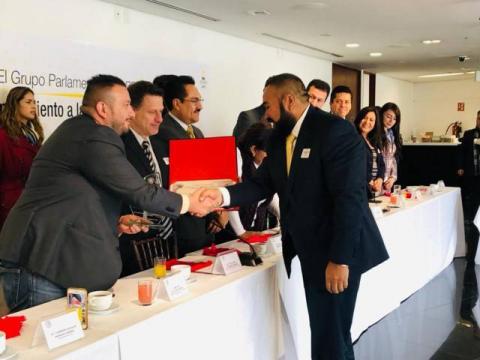 Senado de la Republica reconocen el buen gobierno de Badillo Jaramillo imagen 2