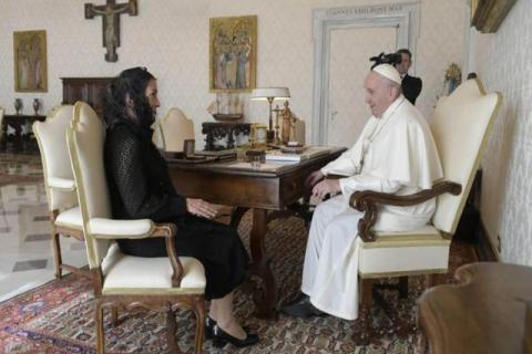AMLO arremete contra el Papa Francisco exigiéndole que pida perdón por la Conquista