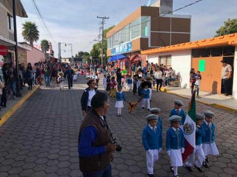 Tecopilco conmemoro el 109 aniversario de la Revolución Mexicana con un desfile imagen 3