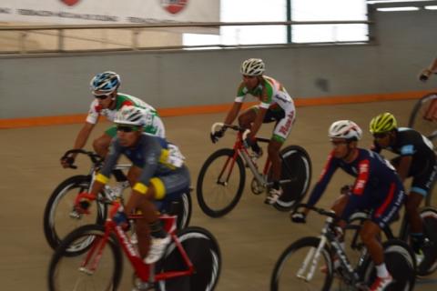 Inicia participación Andy Portillo en ciclismo de pista imagen 2