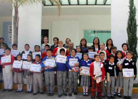 Inaugura dirección de cultura capitalina exposición pictórica