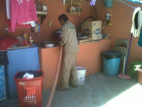 Abastece CAPAM agua con pipas en la capital