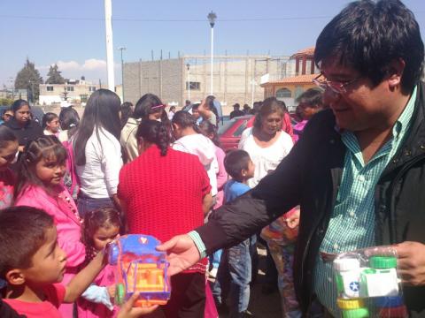 Generó alcalde de Contla sonrisas de infantes de San Miguel Xaltipan imagen 3