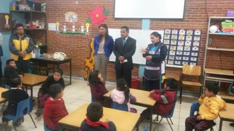 Acerca Angelo Gutiérrez las nuevas tecnologías educativas a escuela pública imagen 3
