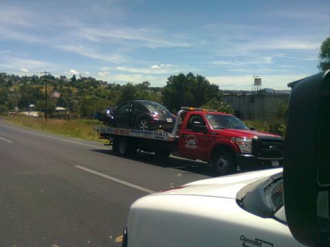 Volcadura en la carretera a Apizaco genera congestionamiento vehicular imagen 3
