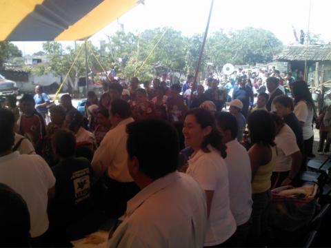 Realiza toque de puertas Elizabeth López en Chiautempan imagen 1