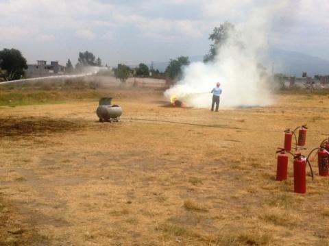 Realizan en Tlaltelulco simulacro de fuga y explosión de gas imagen 1