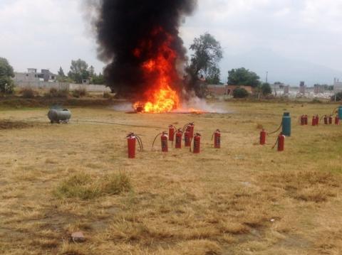 Realizan en Tlaltelulco simulacro de fuga y explosión de gas imagen 2