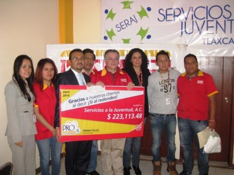 Entregan dinero recaudado por el Programa de Redondeo en OXXO imagen 3