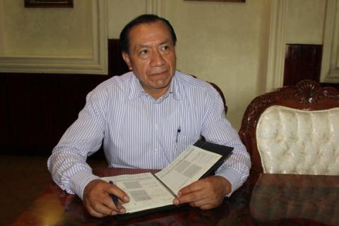 Regidor de la Comisión de Salud, Saúl Eusebio Decasa
