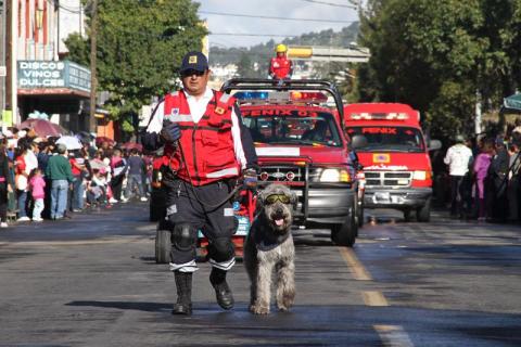 Alista Protección Civil de Apizaco atractivo desfile Conmemorativo imagen 2