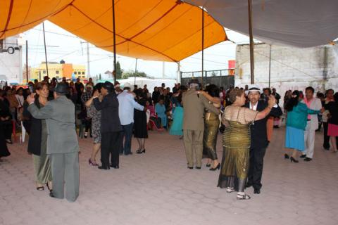 Calpulalpan: Realizan Concurso de Danzón en Comunidad San Marcos Guaquilpan imagen 9
