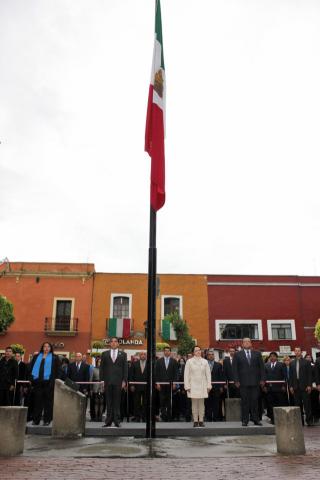 Realiza Ayuntamiento de Calpulalpan Arrío de Bandera en Tlaxcala Capital imagen 3