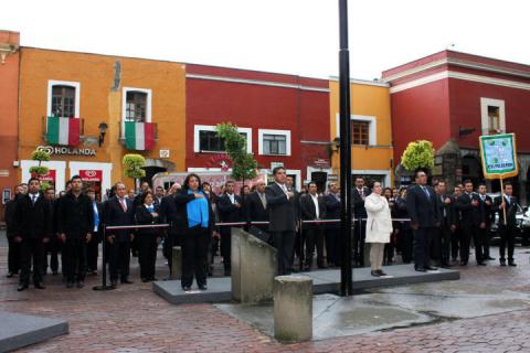 Realiza Ayuntamiento de Calpulalpan Arrío de Bandera en Tlaxcala Capital imagen 10