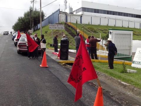 Campesinos instalan plantón frente a la delegación de la Sagarpa imagen 1
