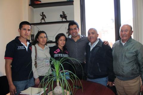 Apoya Bladimir Zainos a jóvenes deportistas imagen 1