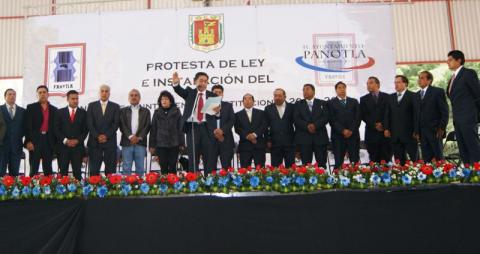 Rinde protesta de ley Saúl Cano Hernández como Presidente de Panotla imagen 2