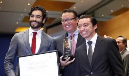 Tlaxcaltecas ganan Concurso Nacional de Reciclaje de Residuos imagen 2