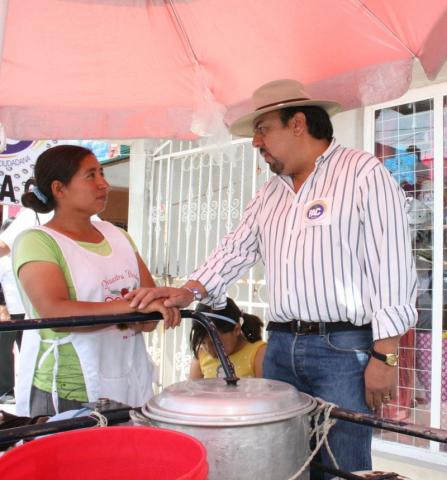 Respaldaré todas las acciones que beneficien a la mujer: Justo Lozano imagen 2