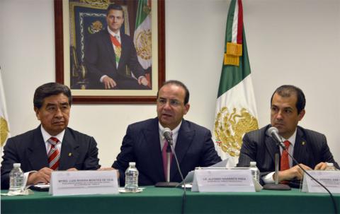 Reafirma Alfonso Navarrete Prida el apoyo del Gobierno Federal a los trabajadores de Mexicana de Aviación imagen 1