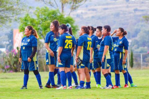 Se realizarán las finales del torneo de futbol soccer 7 en Apetatitlán imagen 1