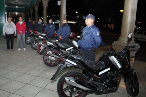 Se hace entrega de nuevas patrullas para seguridad pública en Zacatelco imagen 2