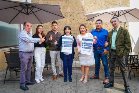 Anabell Ávalos Zempoalteca firma agenda por los jóvenes 2024