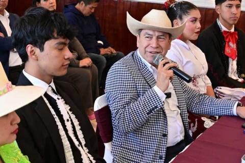 Morena no debe perderse en encuestas anticipadas: Ray pide piso parejo y trabajo real