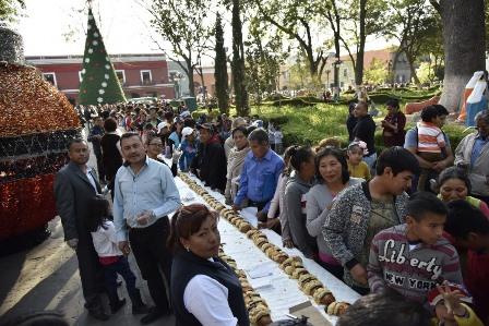 Festejan cientos de familias “Día de Reyes” en la capital del estado imagen 2
