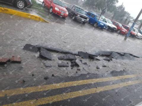 Tromba provoca inundación en viviendas de Xaloztoc imagen 4