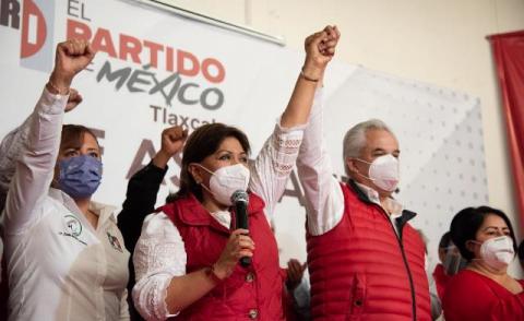 Estructura priistas realiza cargada y registra a Anabel como su candidata imagen 1
