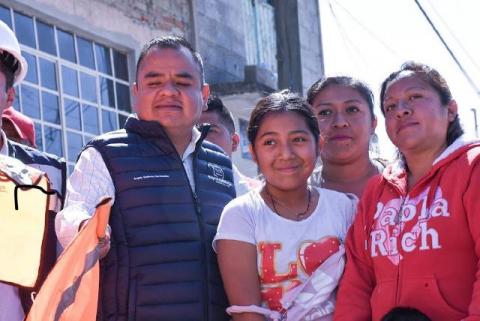 Arranca obra de drenaje y pavimento hidráulico en Tecolotla- Apetatitlán