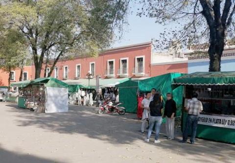 Artesanos repudian a Corichi; rechazan propuestas para ser reubicados