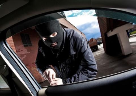 Tlaxcala entre las entidades donde se comenten más robos de autos con violencia