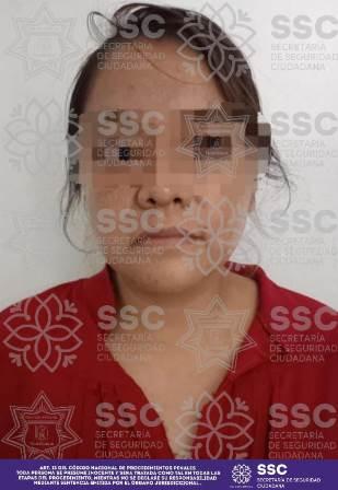 Detienen a mujer por robo a tienda departamental