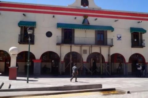 Ex trabajadores piden que Ayuntamiento de Chiautempan los liquide