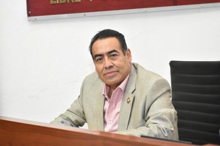 Atendió Comisión de Puntos Constitucionales 117 expedientes: Calva