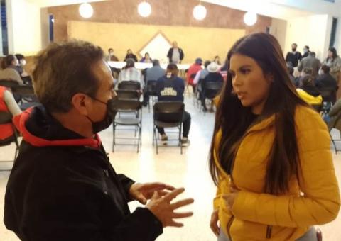 Se reúne diputada Lorena Ruiz con vecinos de Jardines de Apizaco imagen 1
