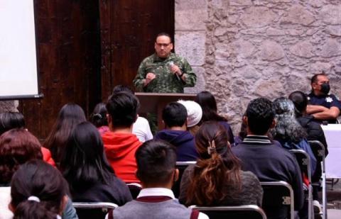 Sedena imparte en Huamantla conferencia sobre seguridad nacional imagen 2