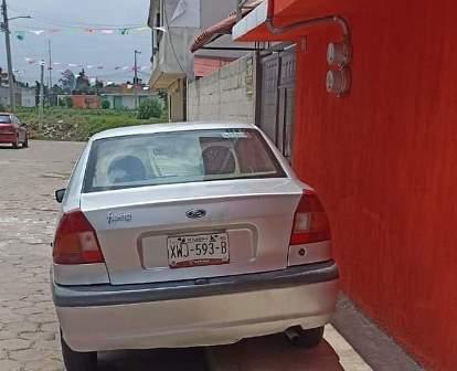 Con una hacha sujetos despojan a un hombre de su vehículo en Zacatelco