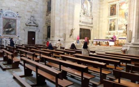“Sanitizar”, requisito para que iglesias católicas retomen misas presenciales imagen 2