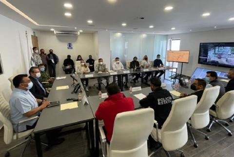 Encabeza Marco Mena reunión de seguridad ante jornada electoral
