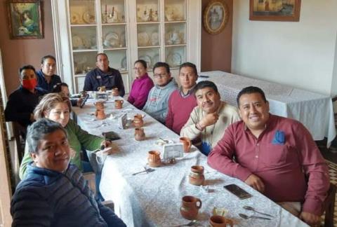 Acusan de prepotente a ilegal al director del ITST