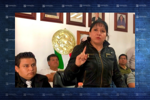 Pésima alcaldesa Palafox de Axocomanitla; vecinos la acusan de fraude