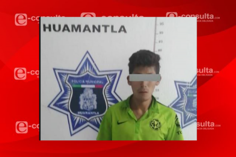 Policías de Huamantla aseguran en flagrancia a masculino por robo a escuela